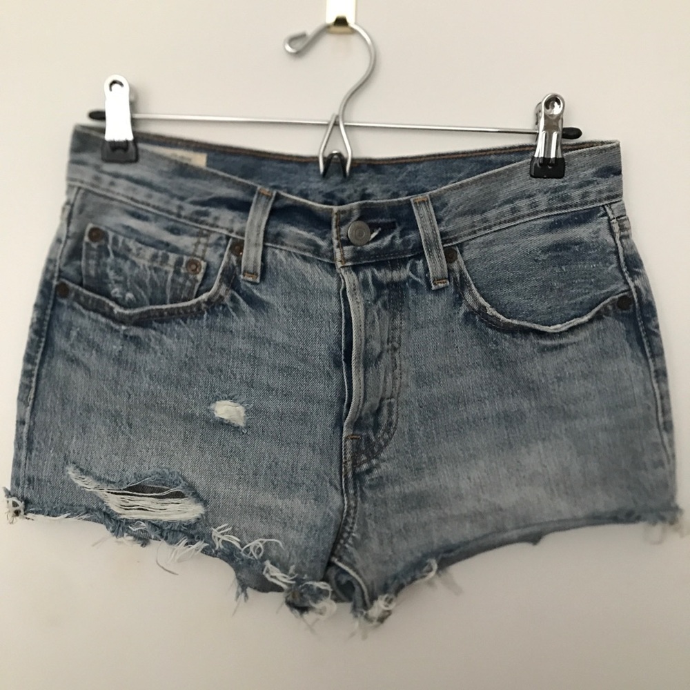 Levi Strauss Denim 501 Shorts Aritzia Size 25